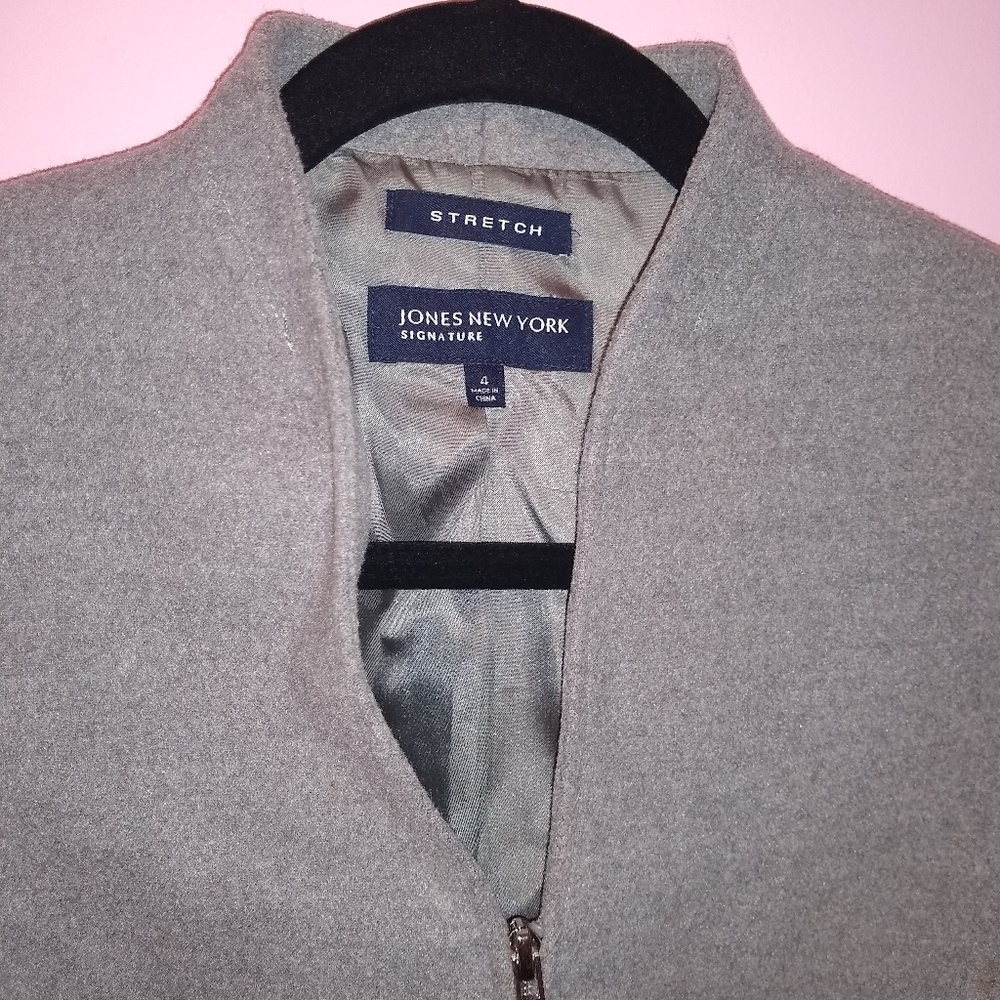 SOLD- NWOT Jones New York Fitted Zip Suit Jacket - Picture 2 of 8